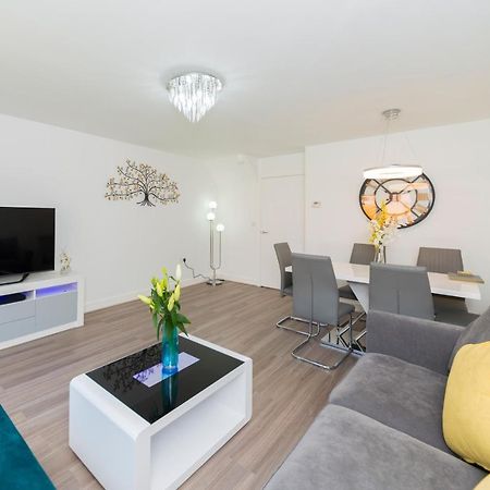 Greenfield Modern 3Br Home - Southcote Lane , Reading Buitenkant foto