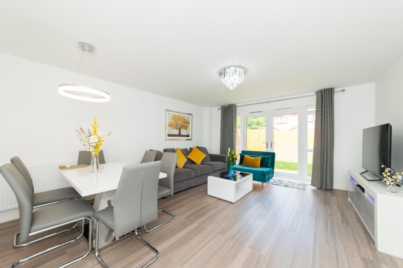 Greenfield Modern 3Br Home - Southcote Lane , Reading Buitenkant foto